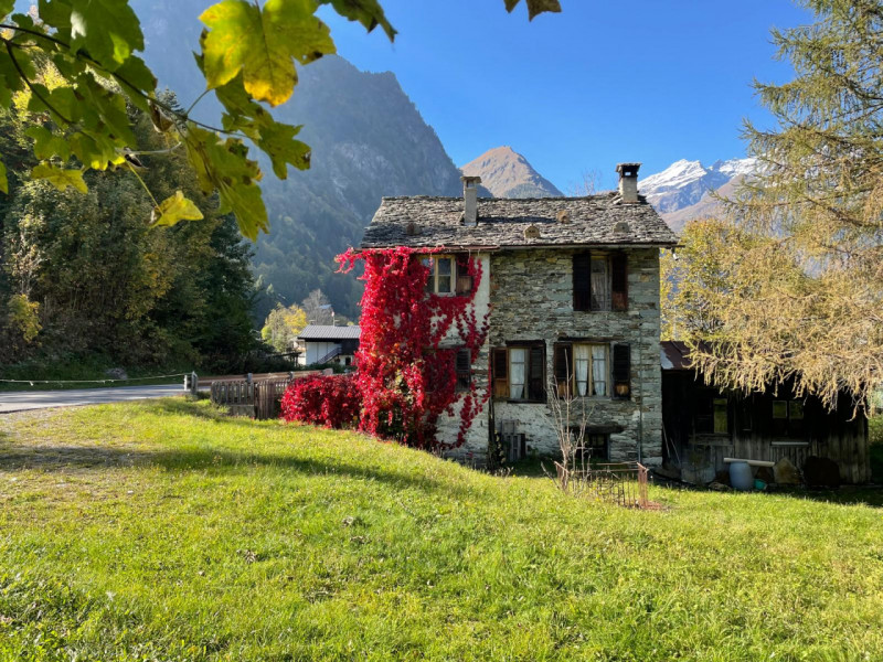 Immagine 2 di Casa indipendente in vendita  in via circonvallazione 16 a Alagna Valsesia