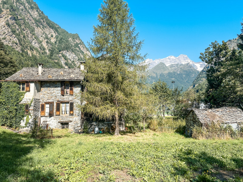 Immagine 7 di Casa indipendente in vendita  in via circonvallazione 16 a Alagna Valsesia