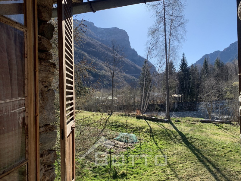 Immagine 11 di Casa indipendente in vendita  in via circonvallazione 16 a Alagna Valsesia