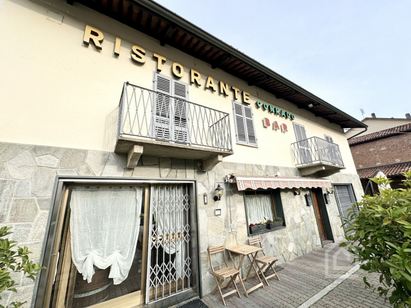 Immagine 26 di Attività commerciale in vendita  in Via Roma 1 a Berzano Di San Pietro