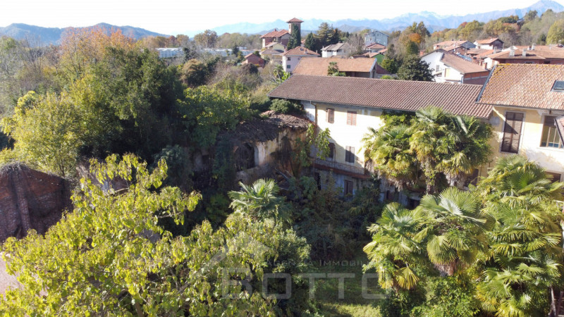 Immagine 12 di Casa indipendente in vendita  in Via San Rocco 10 a Cavallirio