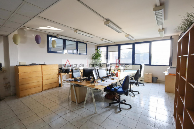 Immagine 2 di Ufficio in affitto  in VIA PANA' a Padova