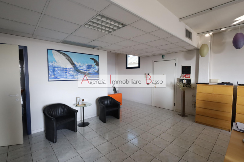 Immagine 3 di Ufficio in affitto  in VIA PANA' a Padova