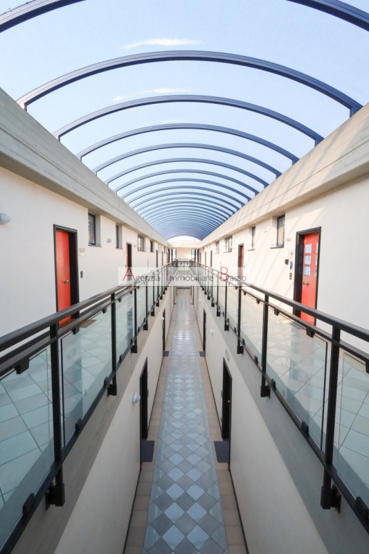 Immagine 12 di Ufficio in affitto  in VIA PANA' a Padova