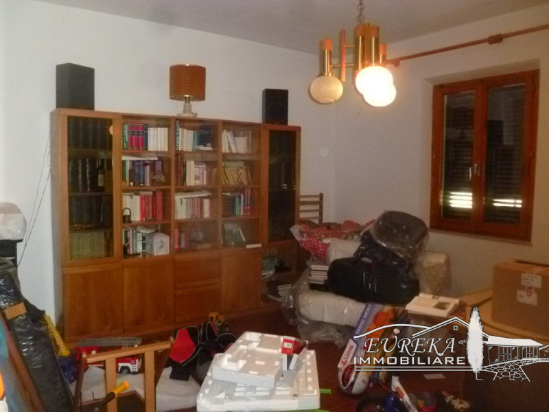 Immagine 7 di Villa in vendita  a Panicale