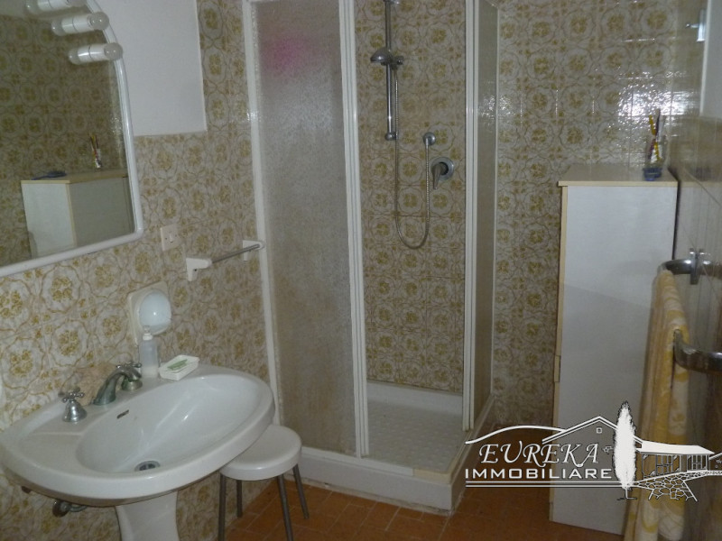 Immagine 17 di Villa in vendita  a Panicale