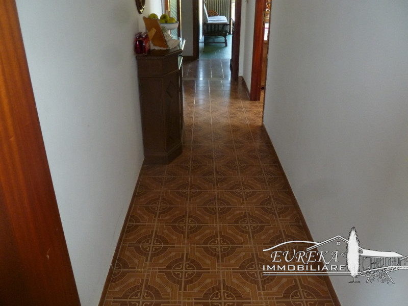 Immagine 26 di Villa in vendita  a Panicale