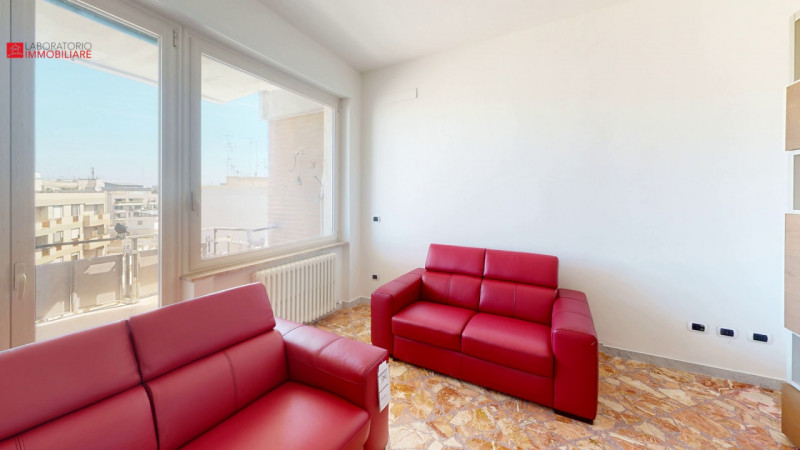 Immagine 2 di Appartamento in vendita  in Via Salvatore Grande a Lecce