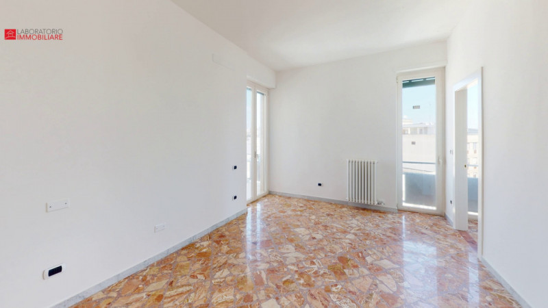 Immagine 8 di Appartamento in vendita  in Via Salvatore Grande a Lecce