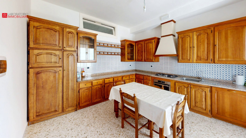 Immagine 24 di Appartamento in vendita  in Via Salvatore Grande a Lecce