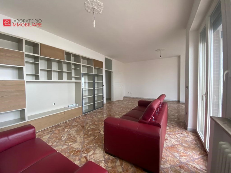 Immagine 43 di Appartamento in vendita  in Via Salvatore Grande a Lecce