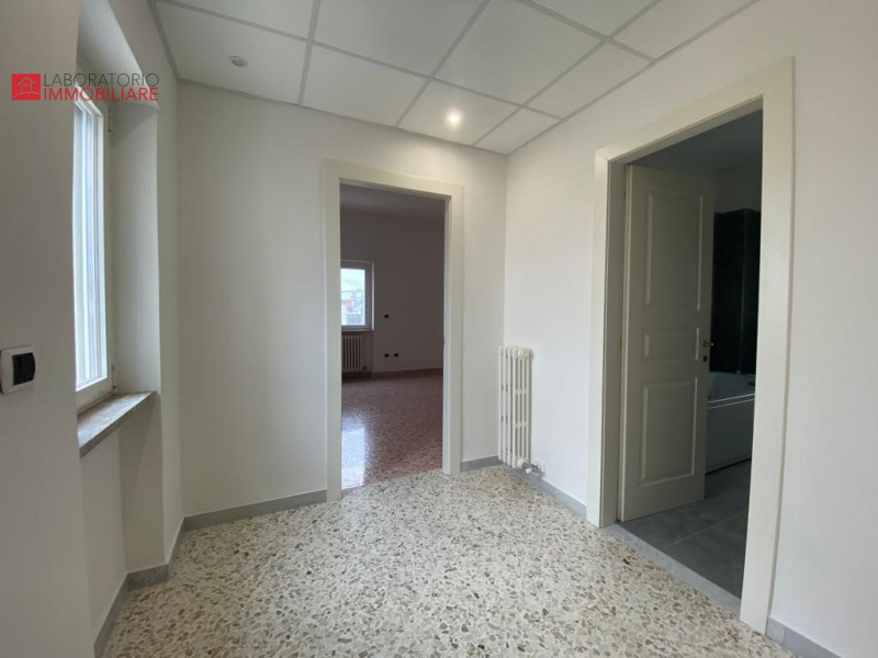 Immagine 46 di Appartamento in vendita  in Via Salvatore Grande a Lecce