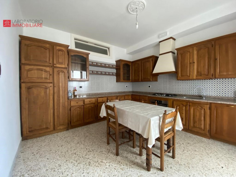 Immagine 50 di Appartamento in vendita  in Via Salvatore Grande a Lecce