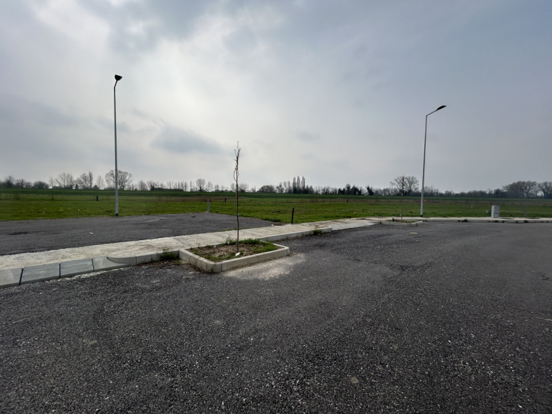 Immagine 3 di Terreno in vendita  in via monte rua a Padova