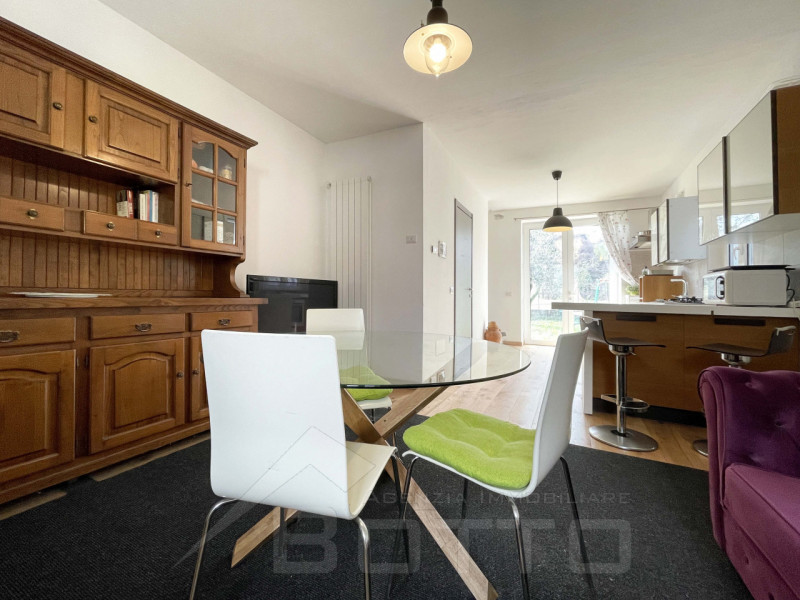 Immagine 4 di Casa indipendente in vendita  in via sant ambrogio n 9 a Fontaneto D'agogna