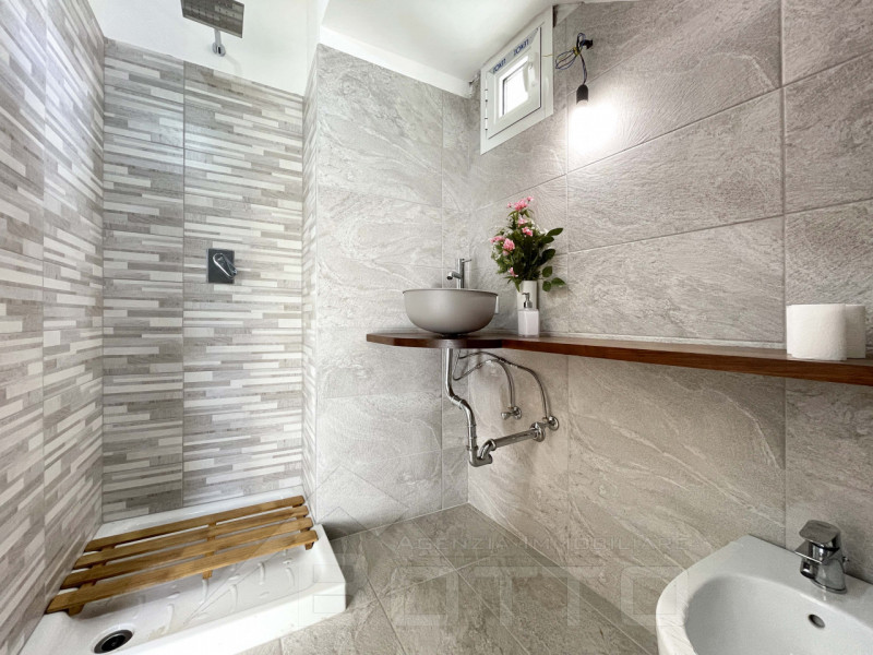 Immagine 9 di Casa indipendente in vendita  in via sant ambrogio n 9 a Fontaneto D'agogna