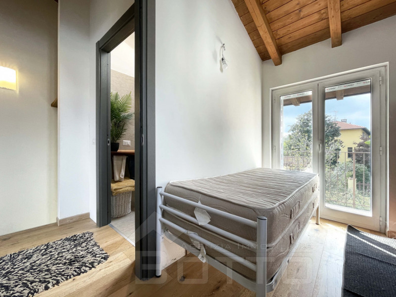 Immagine 16 di Casa indipendente in vendita  in via sant ambrogio n 9 a Fontaneto D'agogna