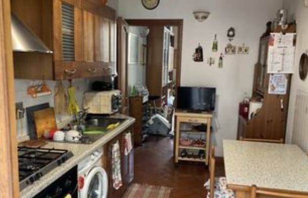 Immagine 3 di Appartamento in vendita  in VIA LARGO SPONTINI a Firenze