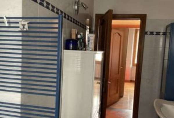 Immagine 8 di Appartamento in vendita  in VIA LARGO SPONTINI a Firenze