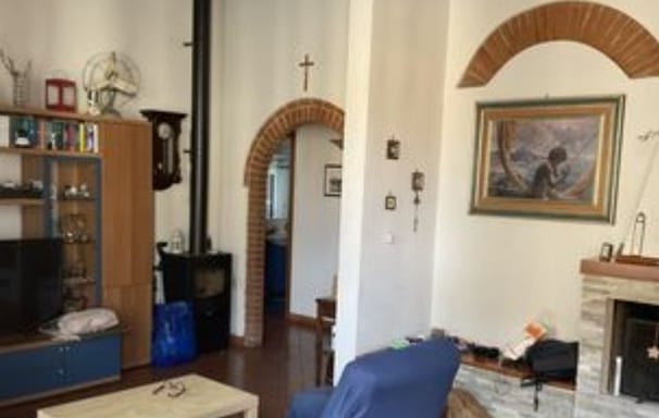 Immagine 13 di Appartamento in vendita  in VIA LARGO SPONTINI a Firenze