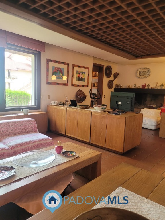 Immagine 9 di Villa in vendita  in Via Manzoni a Albignasego