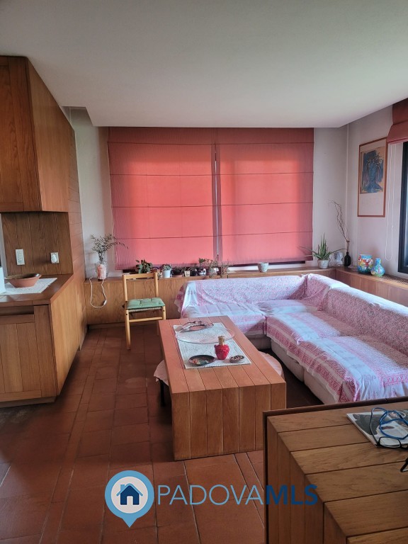 Immagine 13 di Villa in vendita  in Via Manzoni a Albignasego