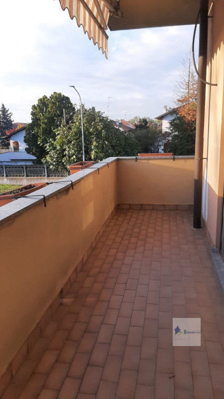 Immagine 14 di Villa in vendita  in via marche a Castano Primo