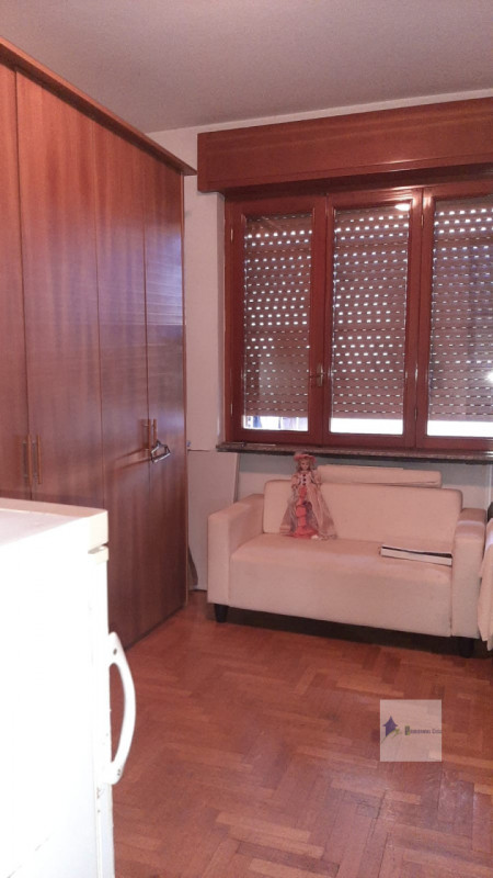 Immagine 23 di Villa in vendita  in via marche a Castano Primo