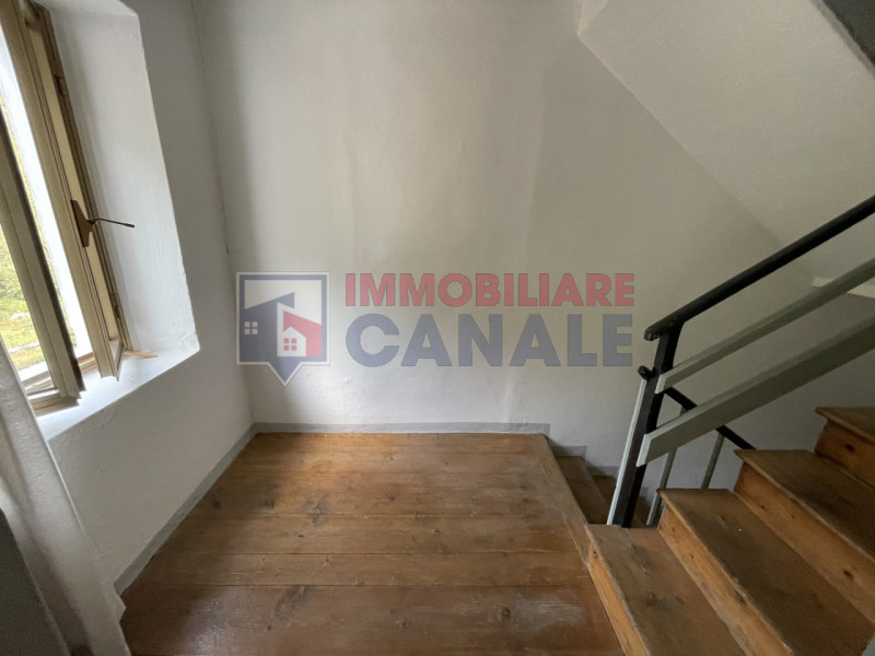 Immagine 8 di Villetta a schiera in vendita  a Valdastico