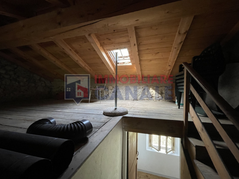 Immagine 11 di Villetta a schiera in vendita  a Valdastico