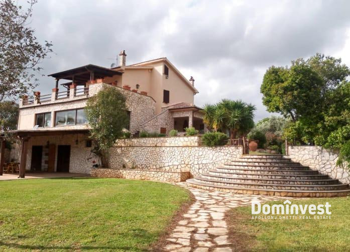 Immagine 7 di Villa in vendita  in Strada Poggio pelato a Capalbio