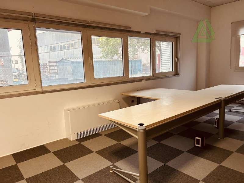 Immagine 6 di Ufficio in affitto  a Vedelago