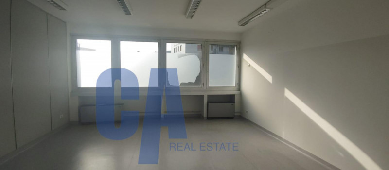 Immagine 17 di Ufficio in affitto  in VIA TONALE a Milano