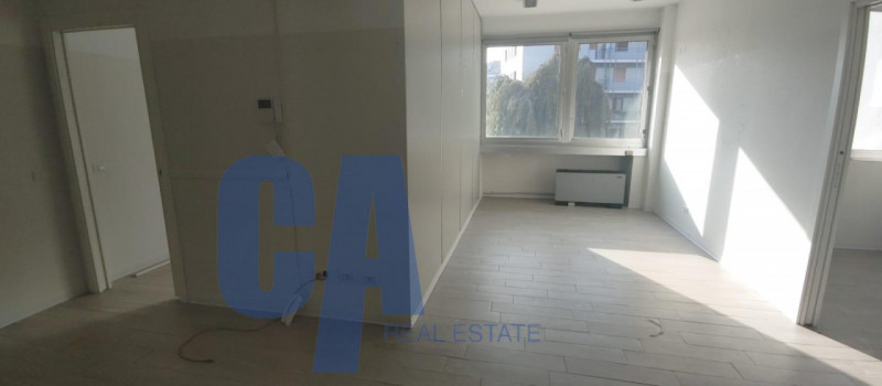 Immagine 20 di Ufficio in affitto  in VIA TONALE a Milano