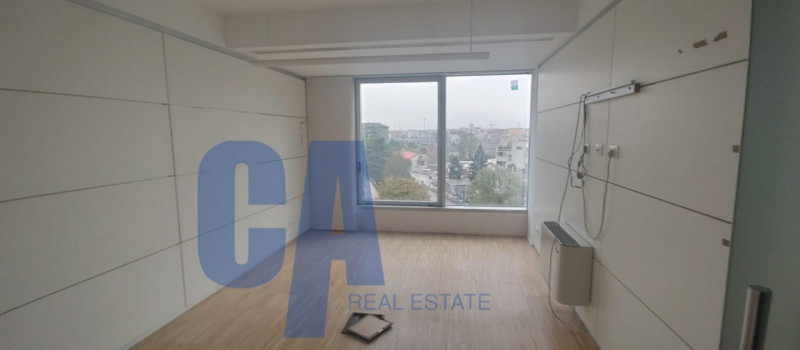 Immagine 5 di Ufficio in affitto  in VIA TONALE a Milano