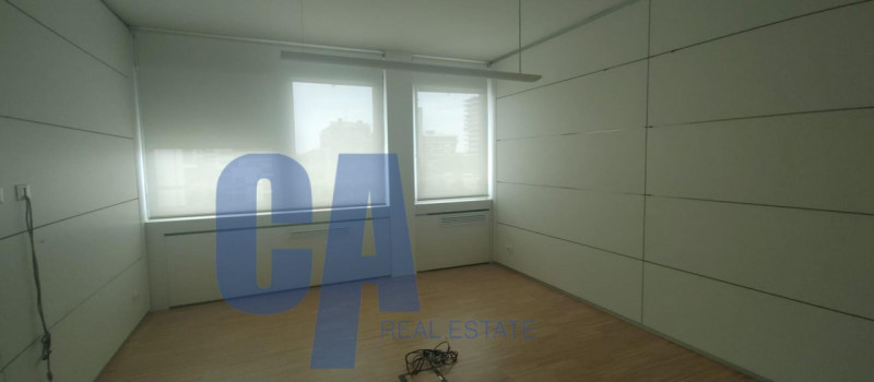 Immagine 18 di Ufficio in affitto  in VIA TONALE a Milano