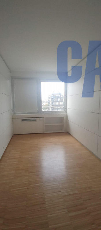 Immagine 20 di Ufficio in affitto  in VIA TONALE a Milano