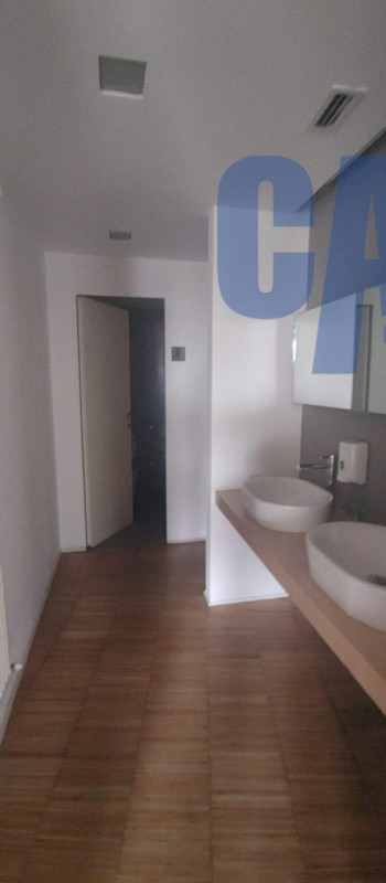 Immagine 23 di Ufficio in affitto  in VIA TONALE a Milano