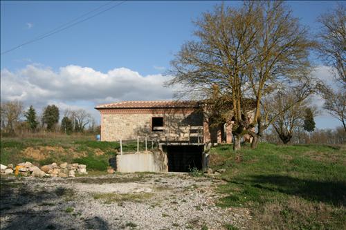 Immagine 2 di Casa indipendente in vendita  a Sinalunga