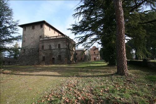 Immagine 7 di Attività commerciale in vendita  a Siena