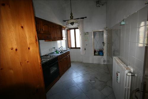 Immagine 1 di Appartamento in vendita  a Sinalunga