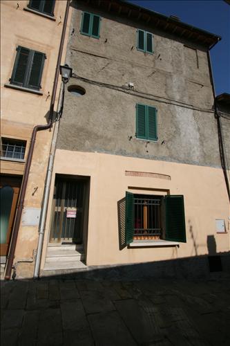 Immagine 6 di Appartamento in vendita  a Sinalunga