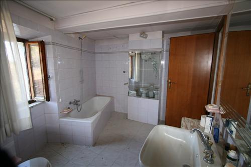 Immagine 10 di Appartamento in vendita  a Sinalunga