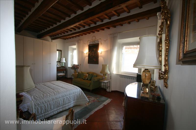 Immagine 3 di Appartamento in vendita  a Sinalunga