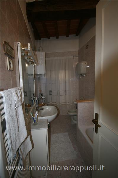 Immagine 6 di Appartamento in vendita  a Sinalunga