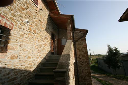 Immagine 6 di Casa indipendente in vendita  a Trequanda