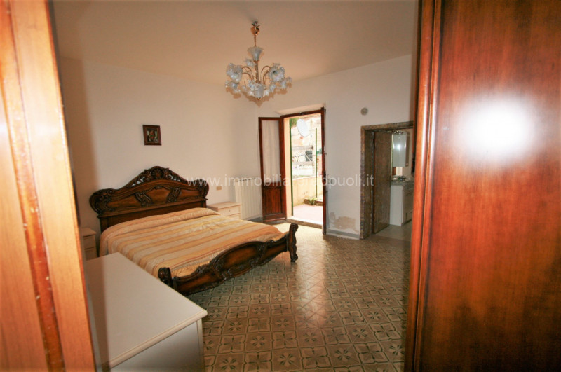 Immagine 3 di Appartamento in vendita  a Sinalunga