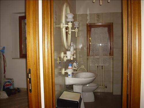 Immagine 8 di Casa indipendente in vendita  a Rapolano Terme