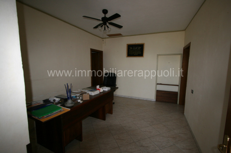 Immagine 13 di Rustico / casale in vendita  a Montepulciano