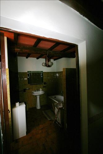 Immagine 8 di Rustico / casale in vendita  a Sinalunga